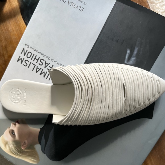 Tory Burch sliders - Picture 3 of 7